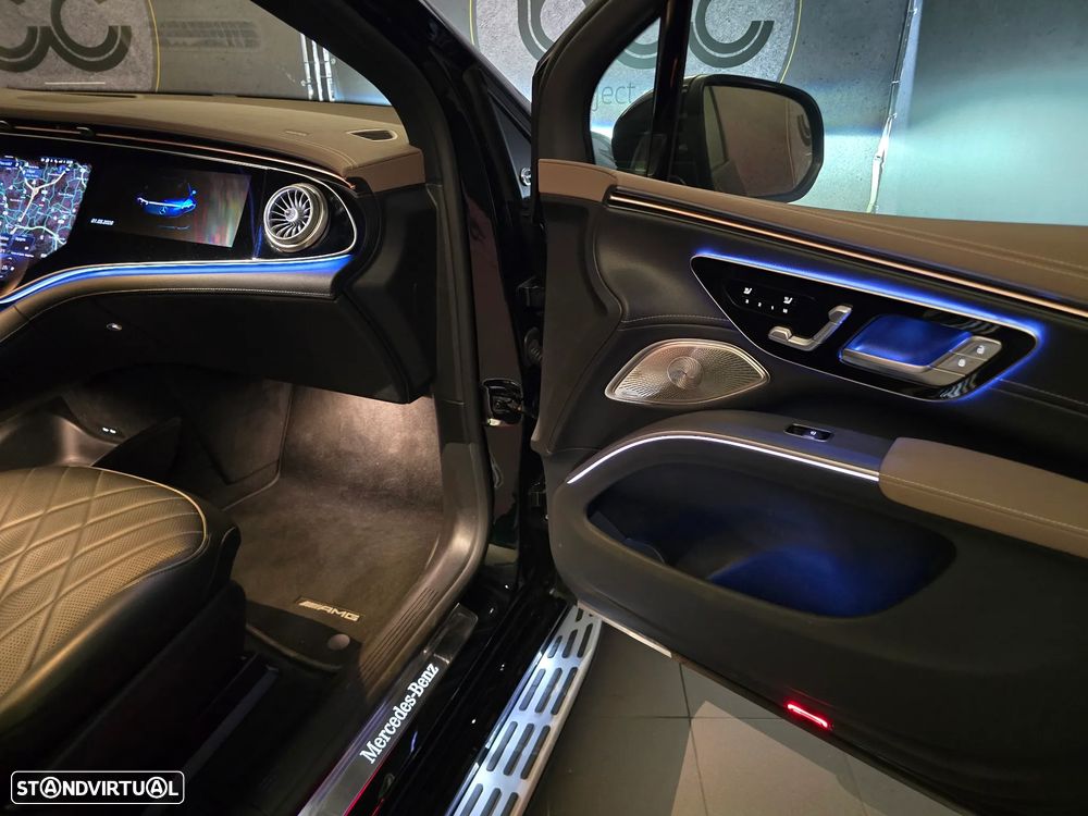 Mercedes-Benz EQS SUV 450 4Matic Electric Art Advanced Plus - 33