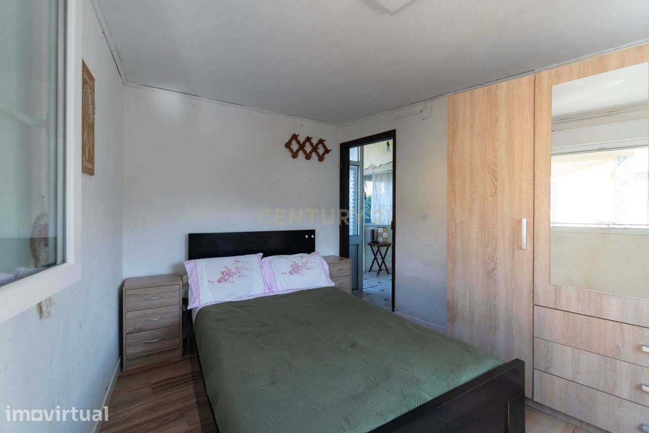 Moradia em Prilhão, Lousã com 3 quartos e grande potencial - Grande imagem: 2/28