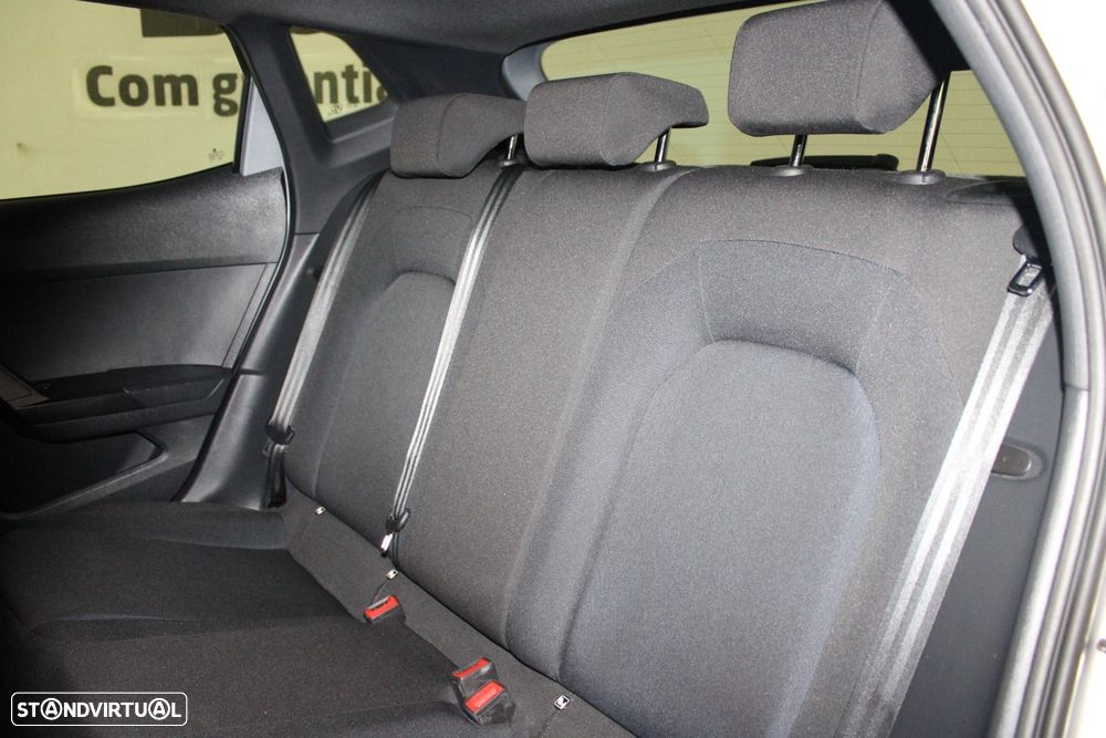 SEAT Ibiza 1.0 TSI FR - 33