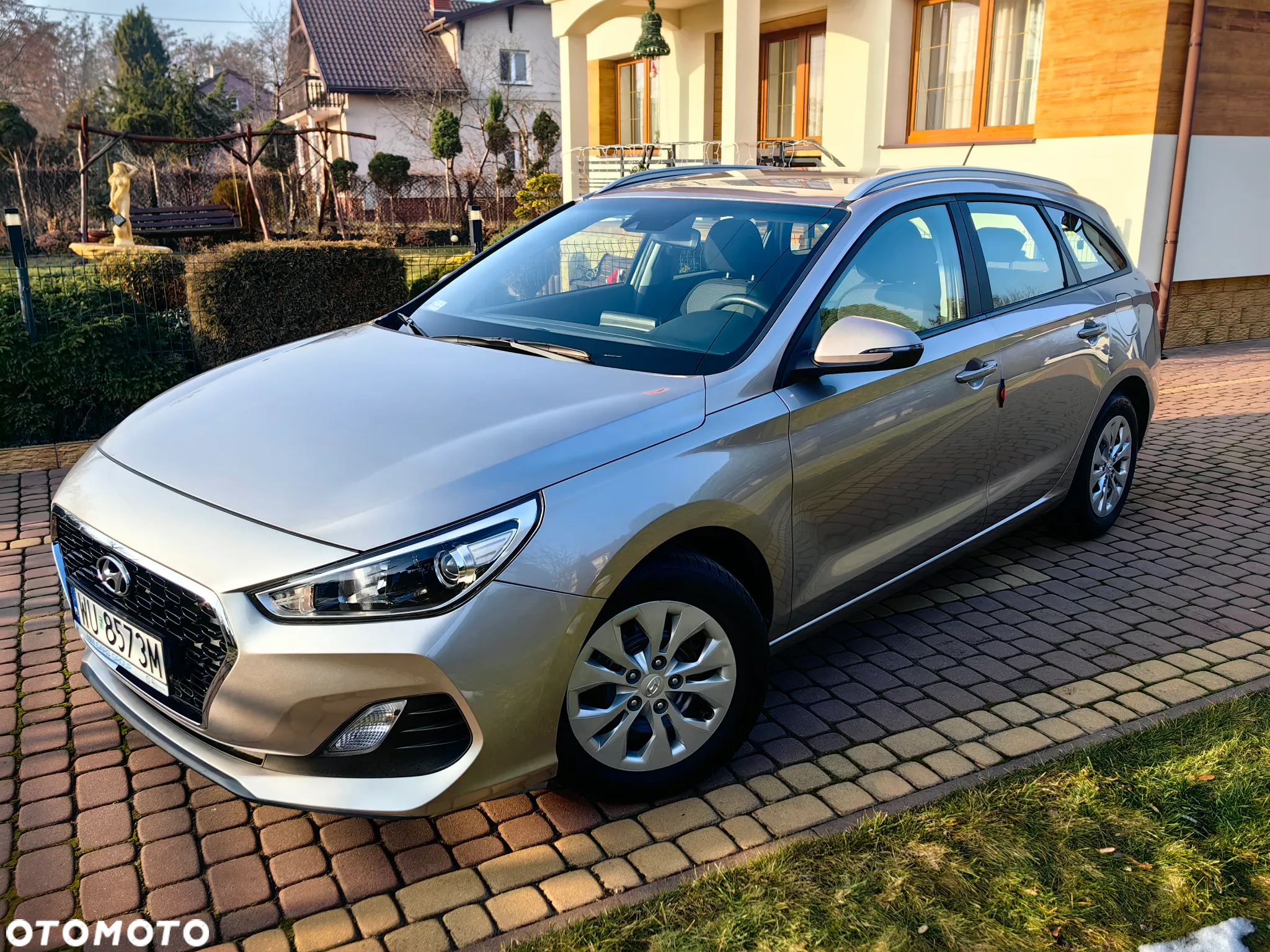 Hyundai i30 1.4 Classic + - 8