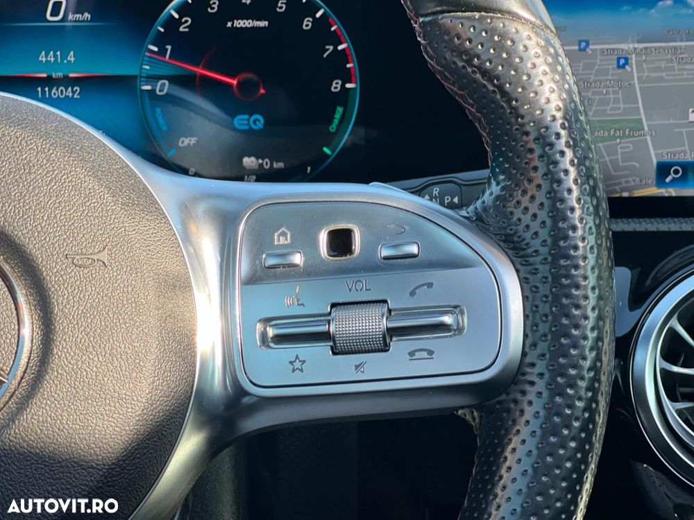 Mercedes-Benz A - 19