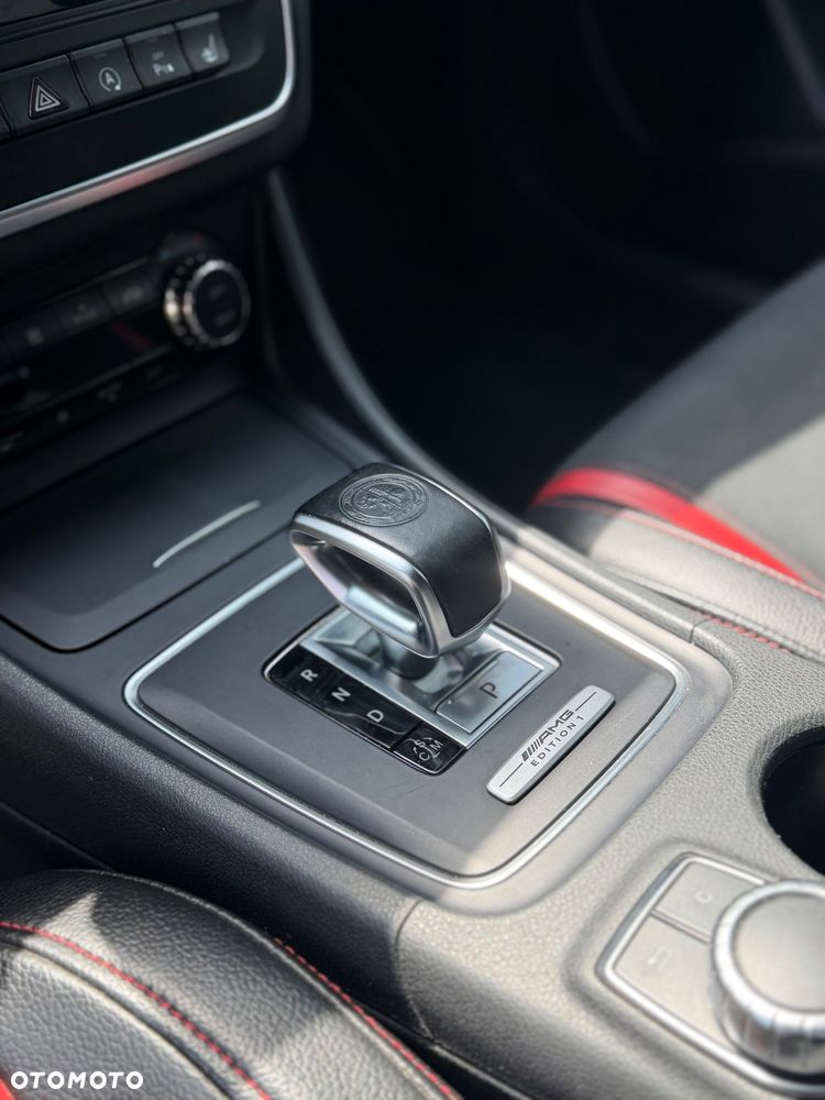 Mercedes-Benz GLA 45 AMG 4-Matic Edition 1 - 12