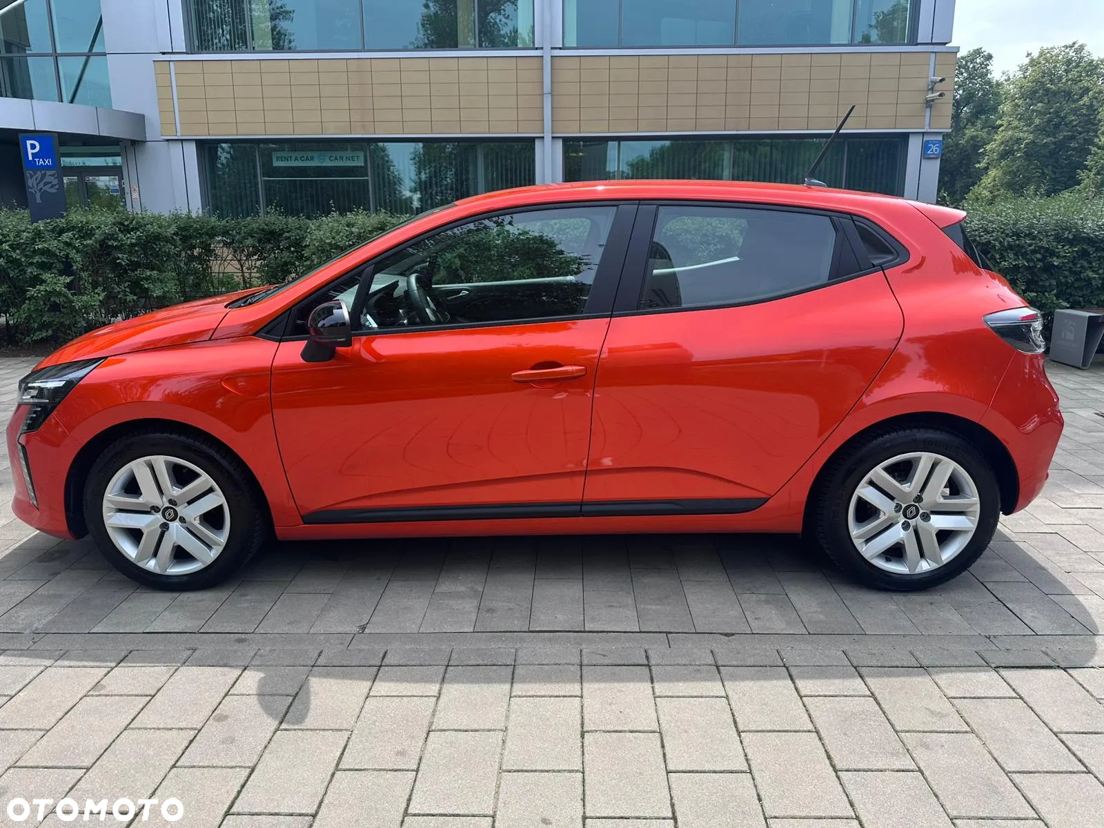 Renault Clio 1.0 TCe Evolution - 10