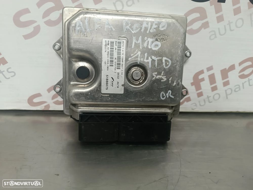 UNIDADE / CENTRALINA DO MOTOR / ECU ALFA ROMEO MITO 1.4TC 135CV 51886075 8GMFAA BC0101705C - 1