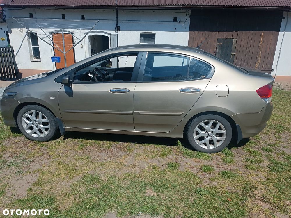 Honda City 1.4 Comfort - 2