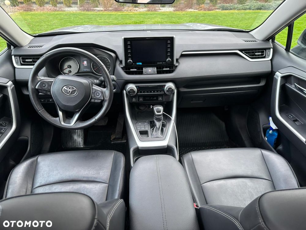 Toyota RAV4 - 28