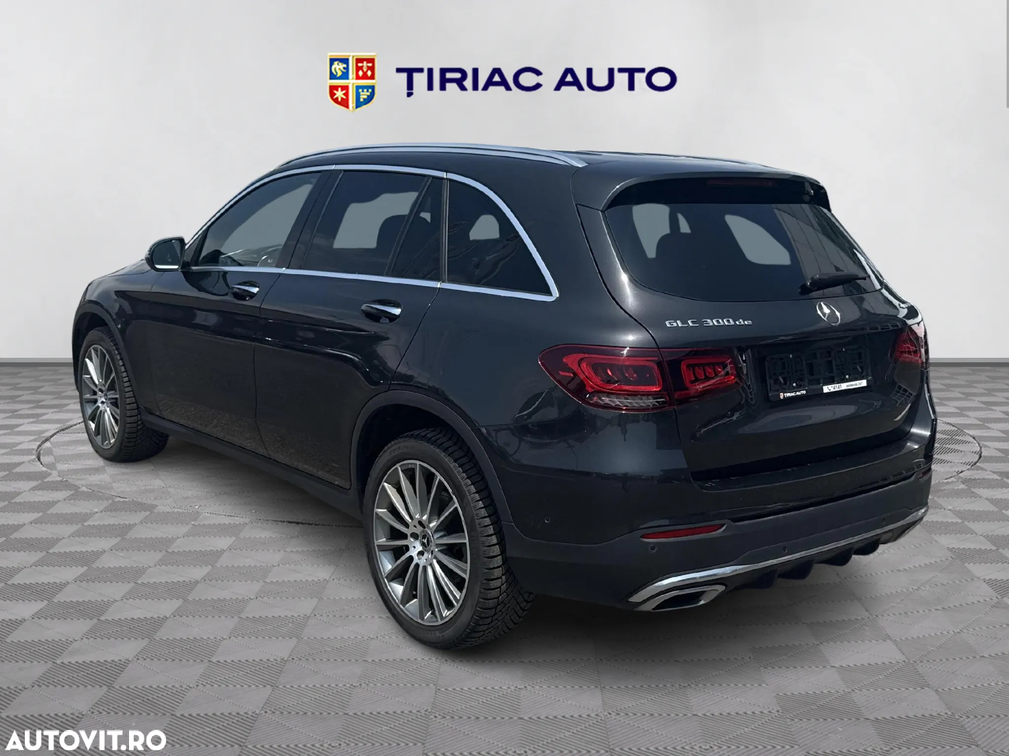 Mercedes-Benz GLC - 3