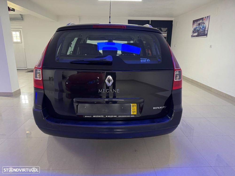 Renault Mégane Sport Tourer - 26