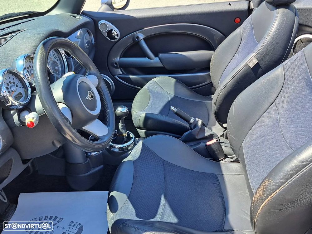 MINI Cabrio Cooper - 18