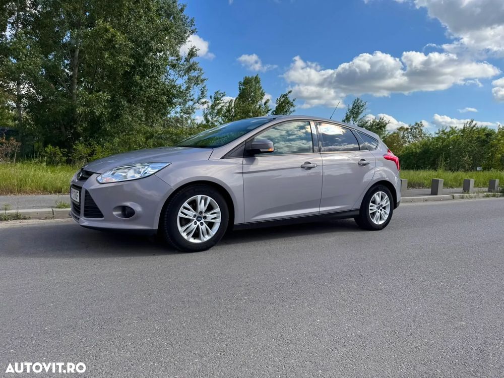 FORD Focus 2012 — imagine 16