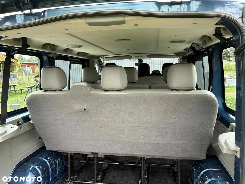 Opel Vivaro - 12