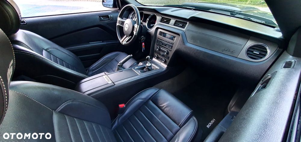 Ford Mustang 3.7 V6 Premium - 19