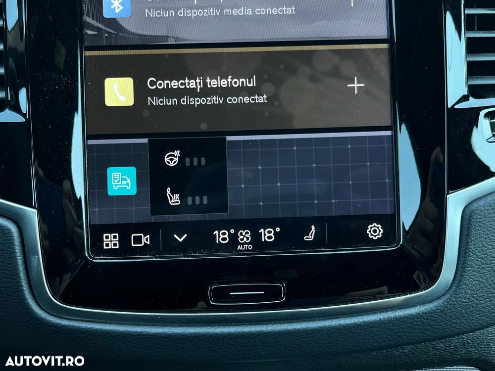 Volvo XC 90 Recharge T8 eAWD R-Design - 27