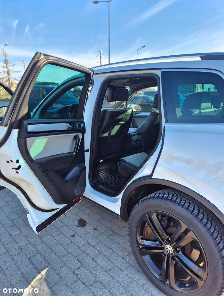 Volkswagen Touareg - 14