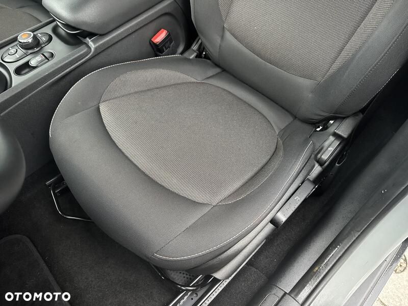 MINI Clubman One - 15