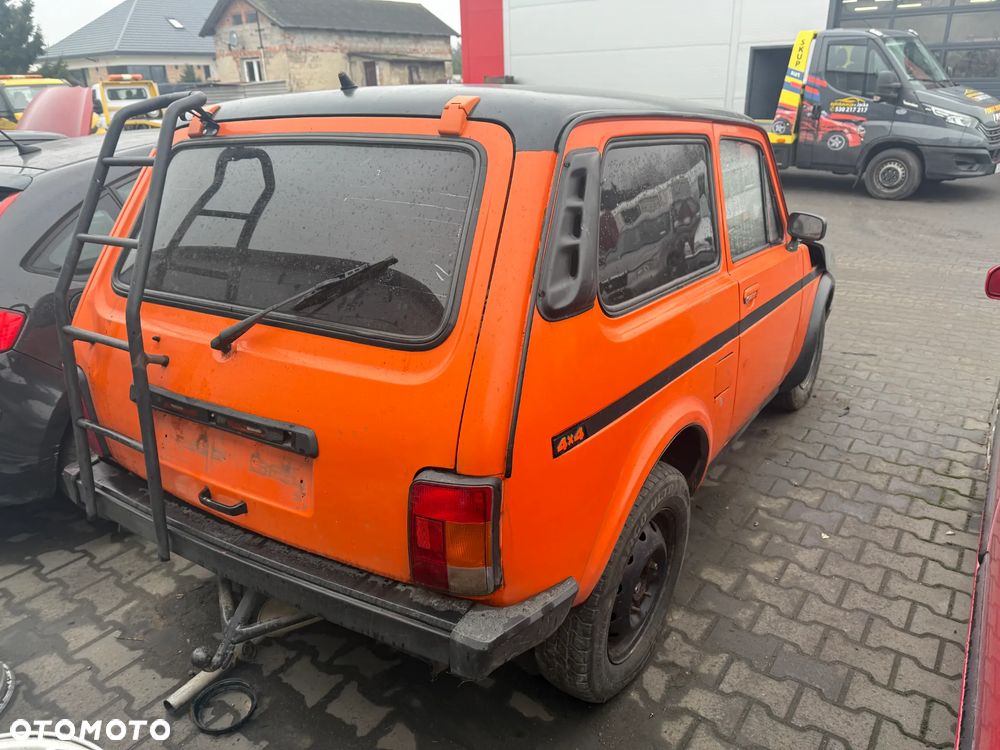 ŁADA NIVA 2131 BENZYNA MOST DRZWI KLAPA - 2