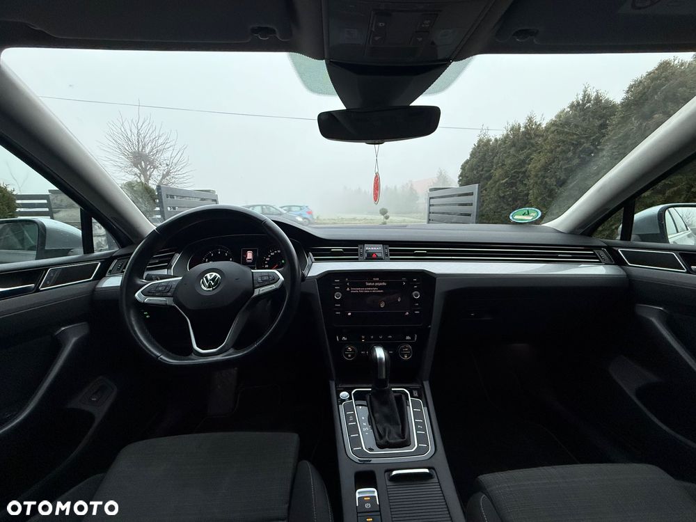 Volkswagen Passat - 7