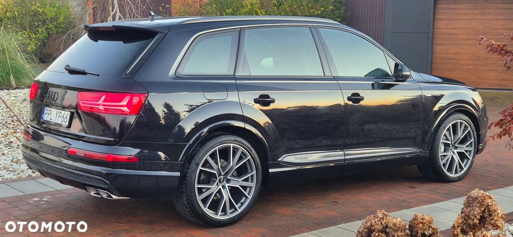 Audi Q7 - 11