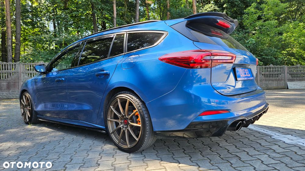 Ford Focus 2.0 EcoBlue S&S ST - 2