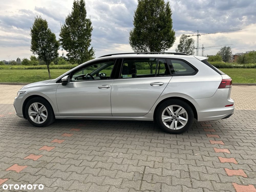 Volkswagen Golf 1.5 eTSI mHEV Life DSG - 11