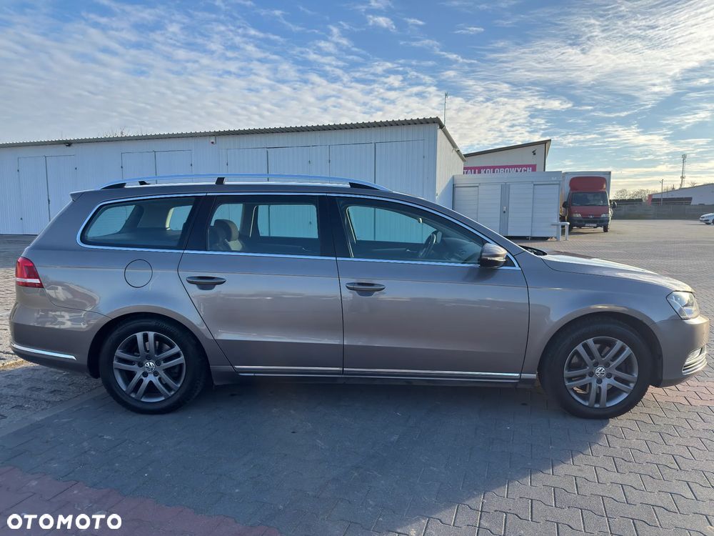 Volkswagen Passat 1.6 TDI Comfortline - 3