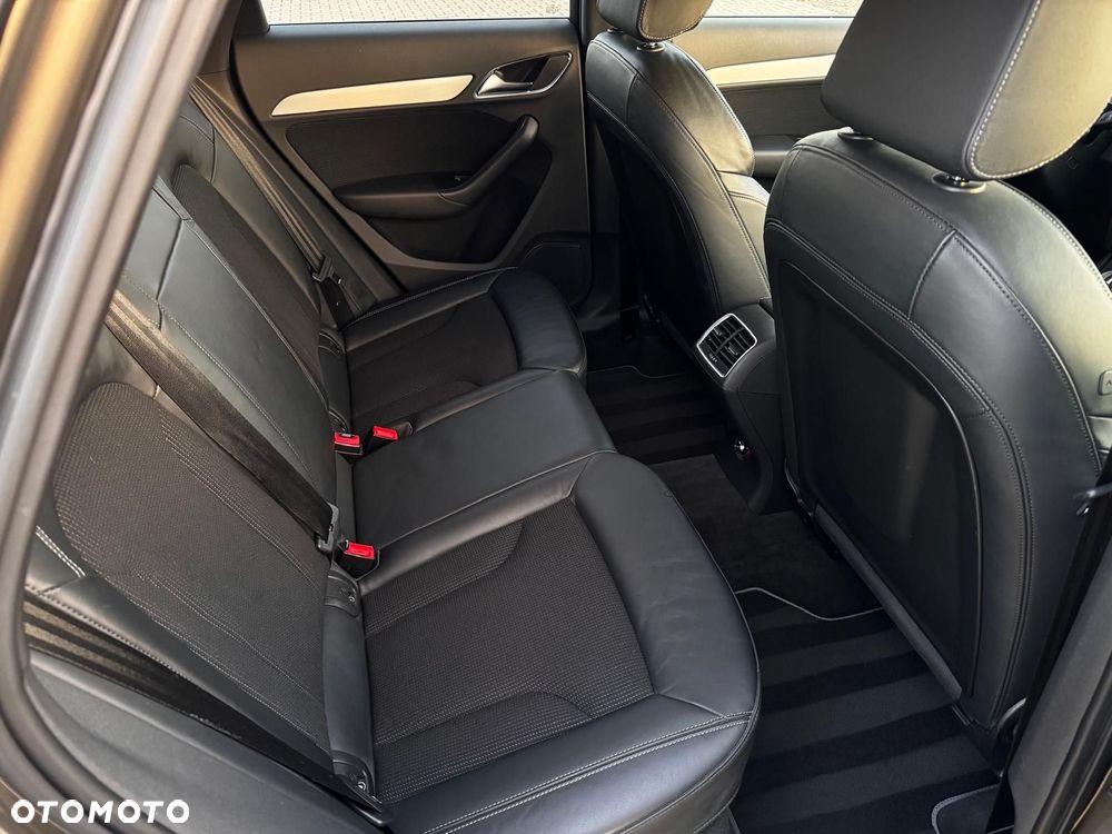 Audi Q3 - 23