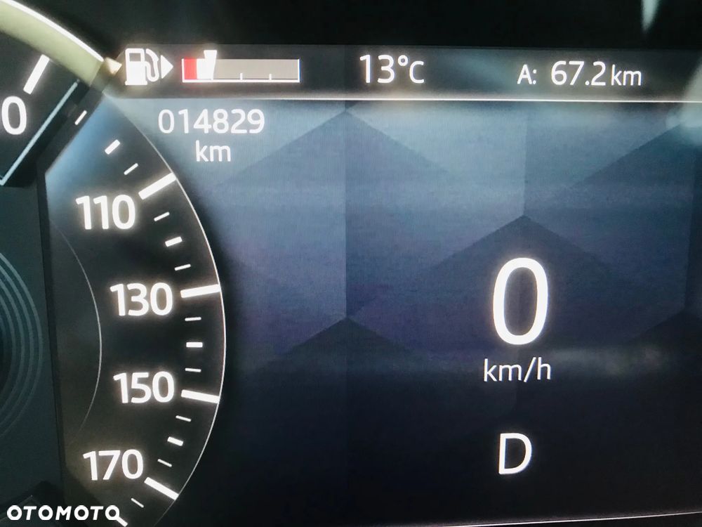 Jaguar F-Pace P250 AWD R-Dynamic HSE - 16