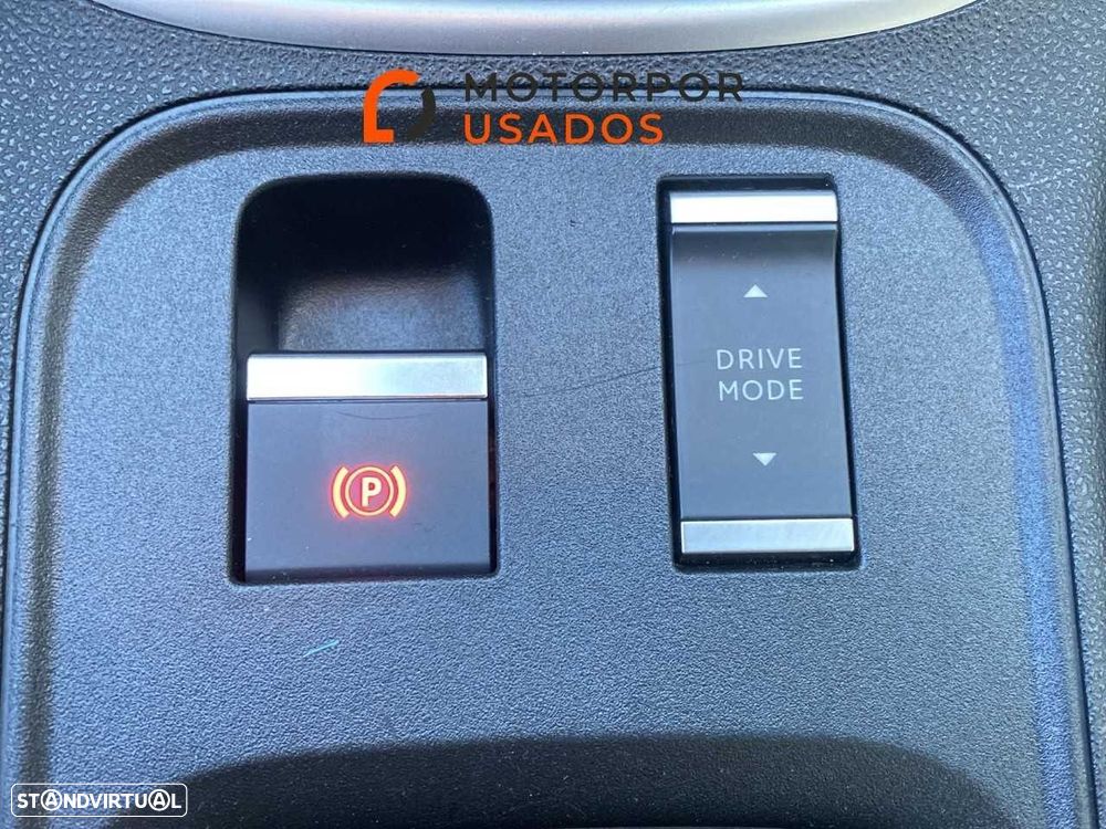 Jeep Avenger 1.2 GSE T3 Altitude - 17