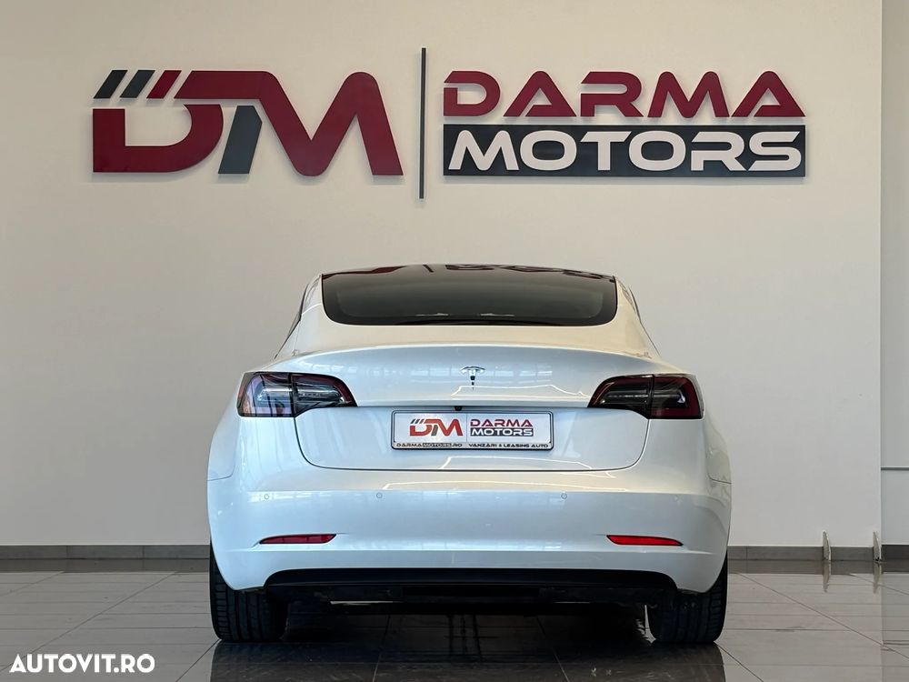 Tesla Model 3 Standard Reichweite Plus Hinterradantrieb - 19