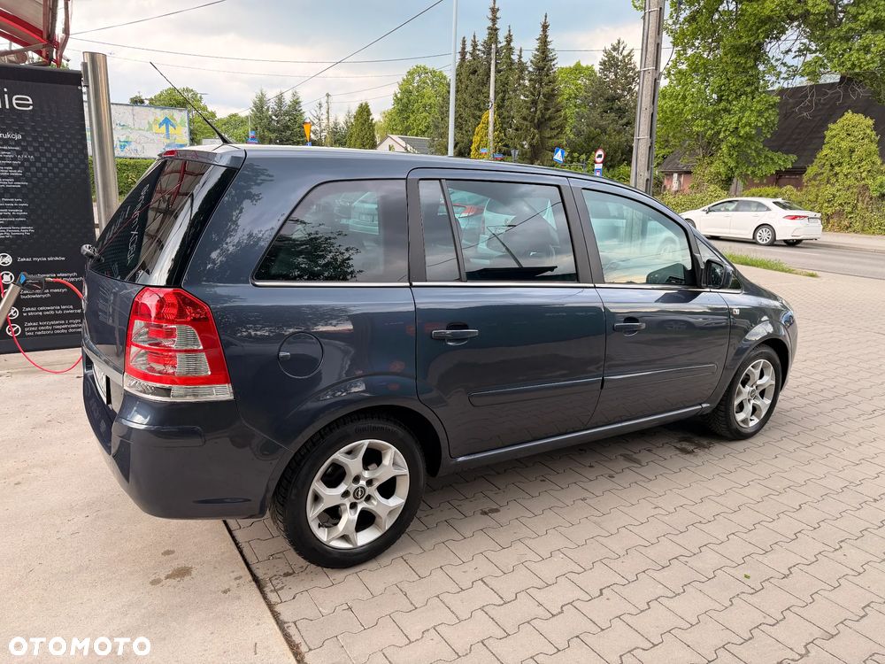 Opel Zafira 1.8 Family - 7