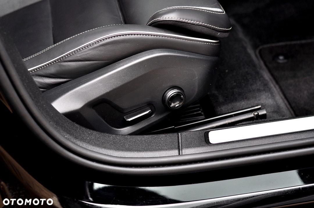 Volvo V60 B4 D Geartronic RDesign - 22