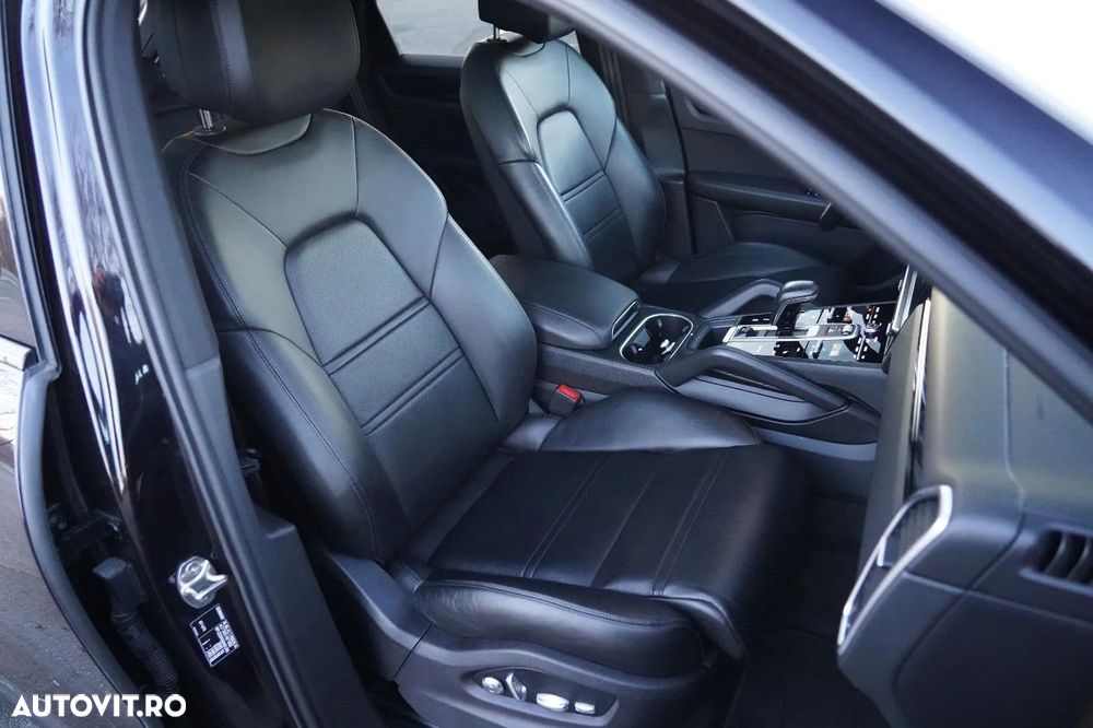 Porsche Cayenne S - 9