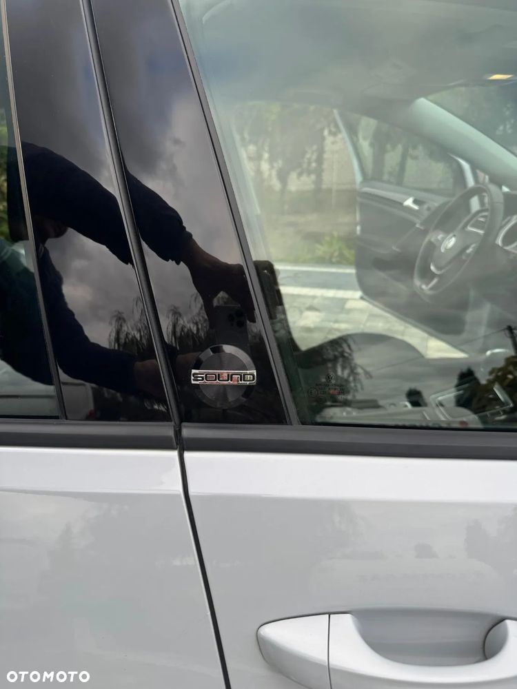 Volkswagen Golf 1.6 TDI SCR DSG Comfortline - 11