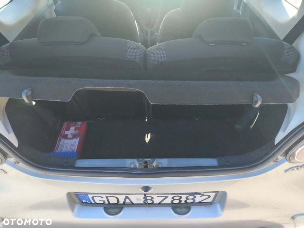 Toyota Aygo Standard - 10