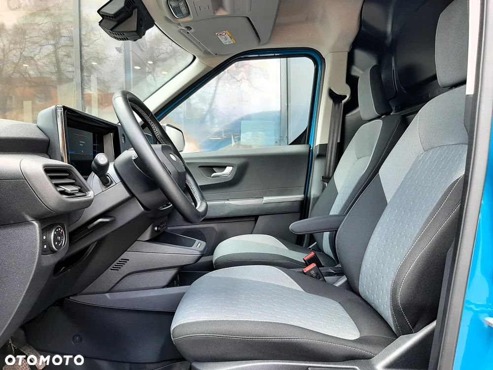 Ford Courier - 10