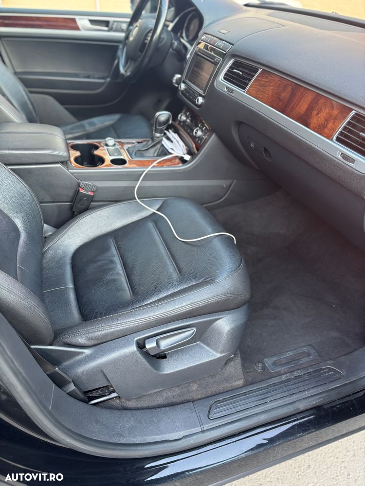 Volkswagen Touareg 3.0 V6 TDI SCR Blue Motion DPF Automatik - 11