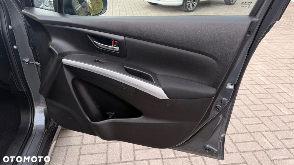 Suzuki S-Cross - 21