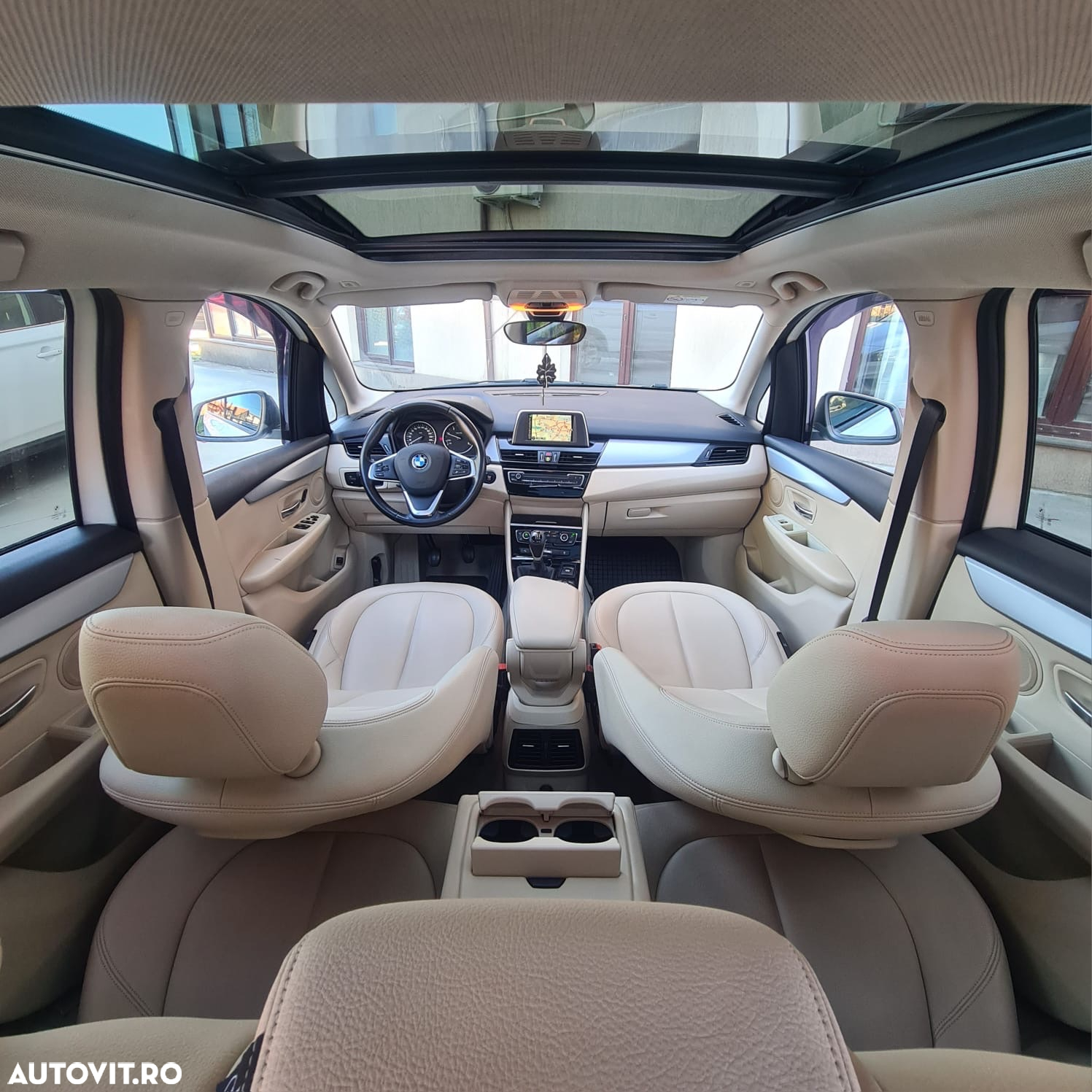 BMW Seria 2 216d Standard - 3