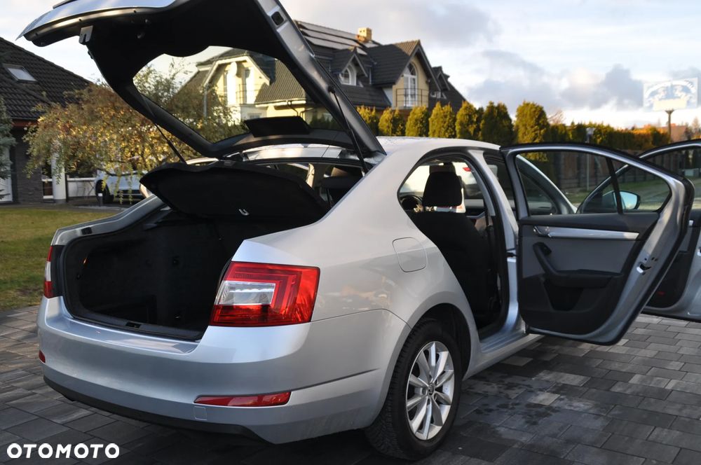 Skoda Octavia 2.0 TDI (Green tec) Ambition - 17