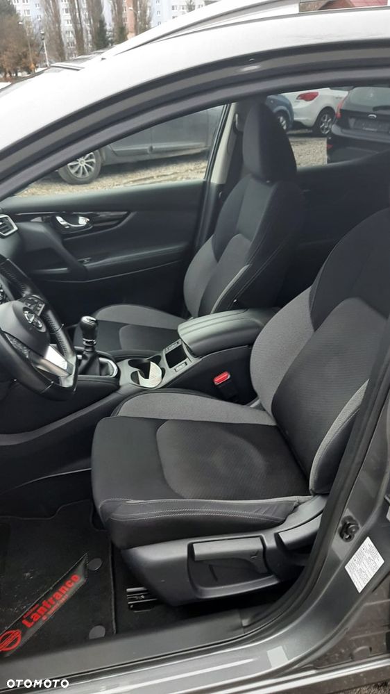 Nissan Qashqai 1.3 DIG-T TEKNA - 13