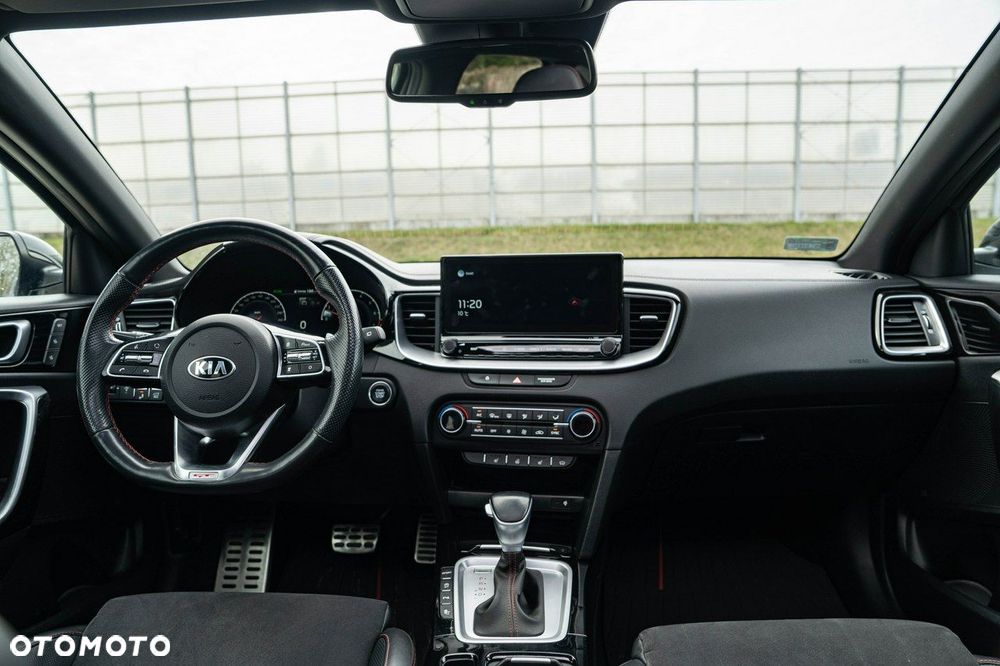 Kia ProCeed - 18