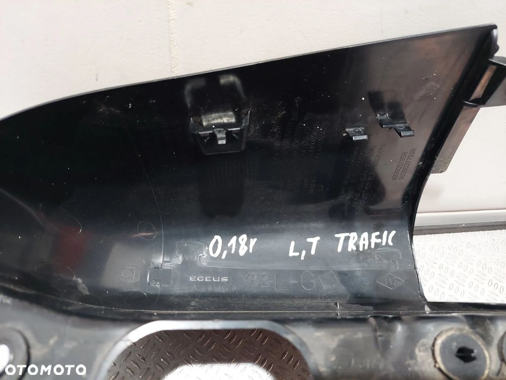 PLASTIK OSŁONA NAD LAMPĄ LEWY TYŁ RENAULT TRAFIC III 3 R2016 NR 9039037759R, 903905765R - 3