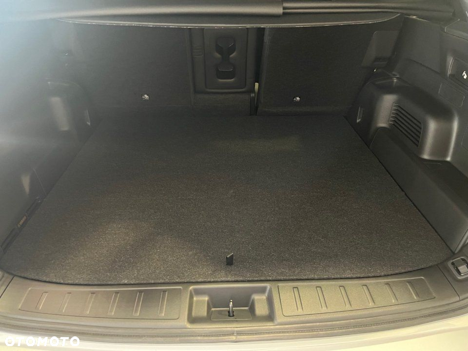 Mitsubishi Outlander - 12