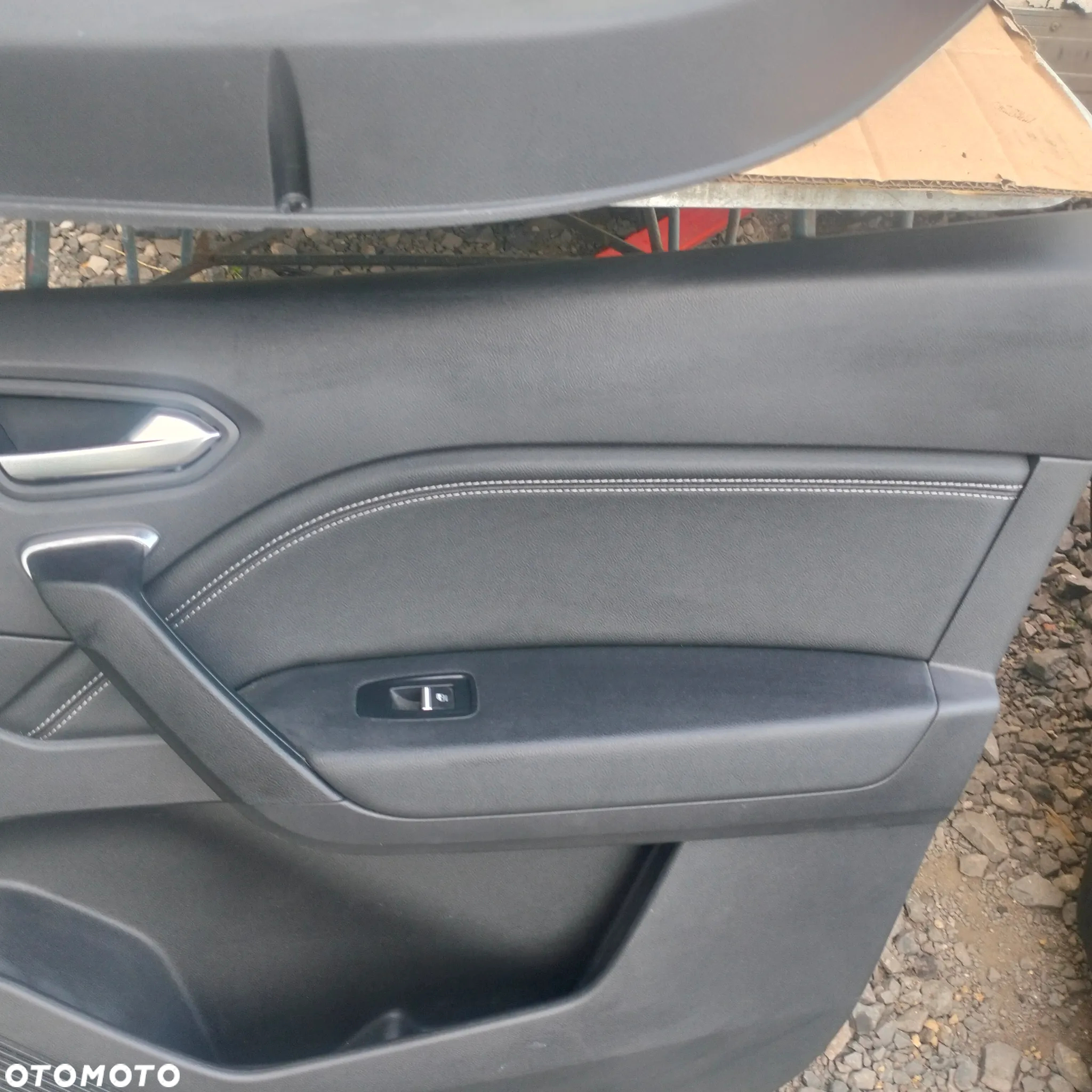RENAULT CAPTUR 2 FOTELE KANAPA TAPICERKI - 8