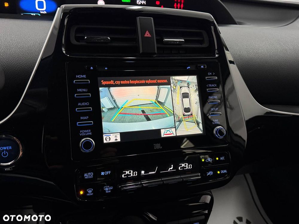 Toyota Prius 1.8 Hybrid Premium - 13