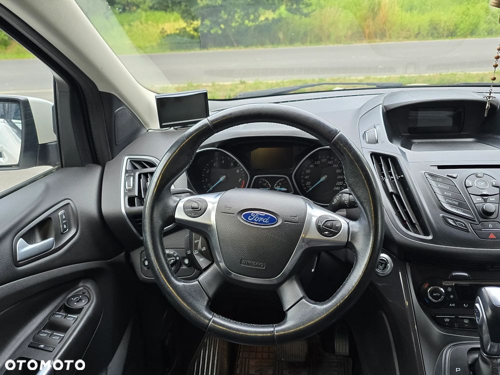 Ford Kuga - 16