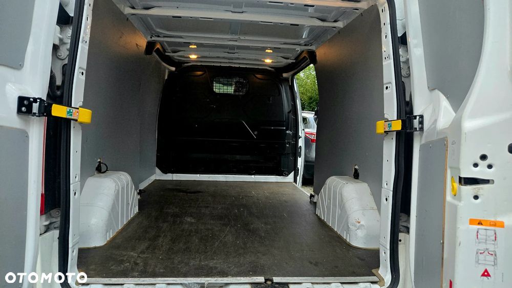 Ford transit custom - 17