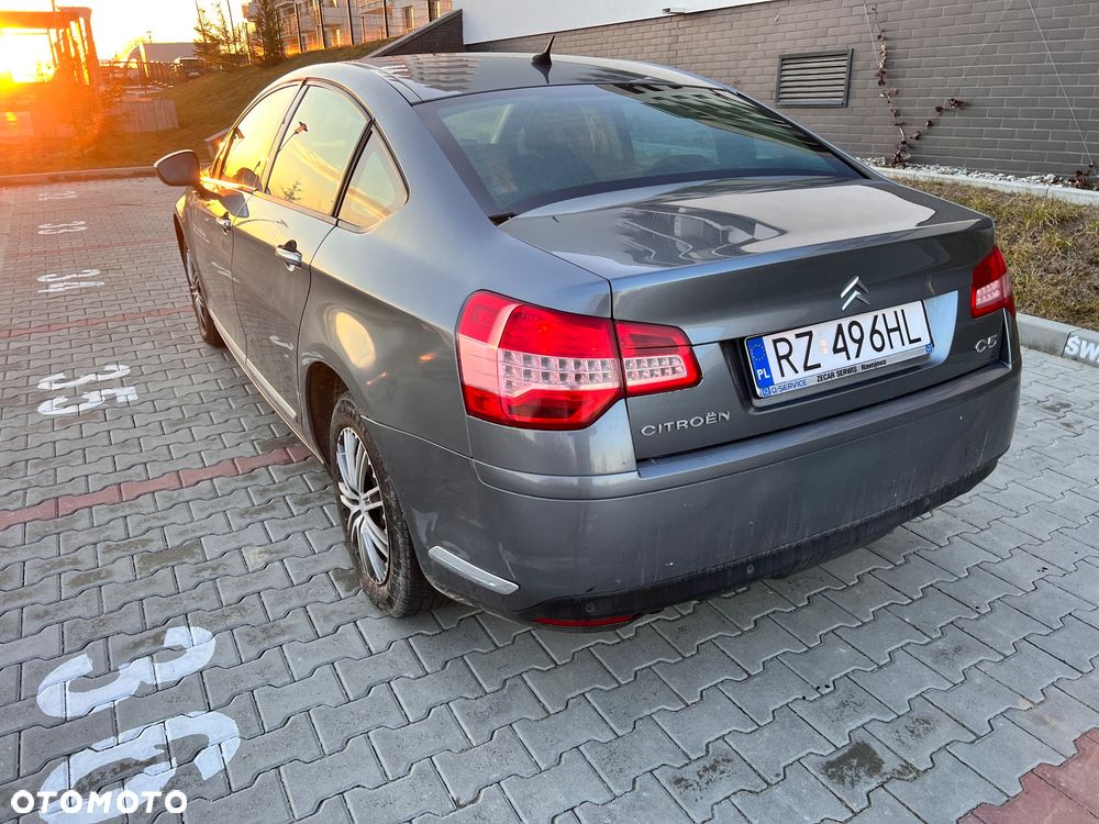 Citroën C5 1.6 HDi Dynamique Equilibre Navi - 13