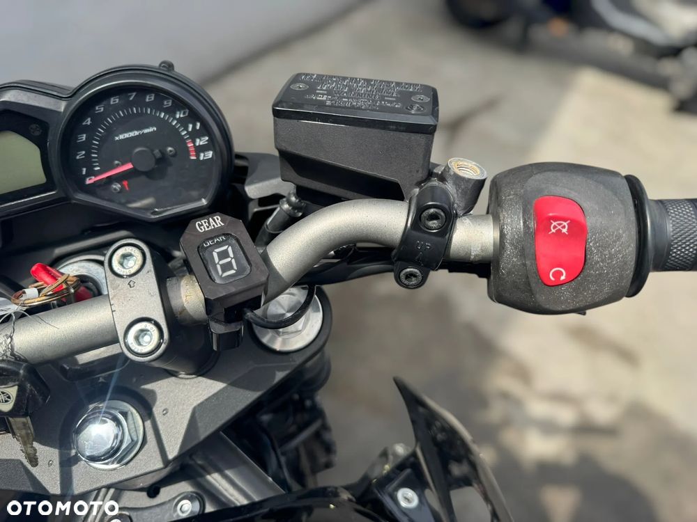 Yamaha XJ - 16