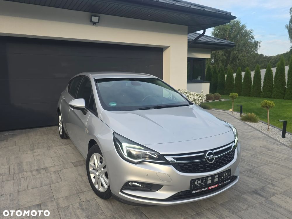 Opel Astra 1.4 Turbo Edition - 1
